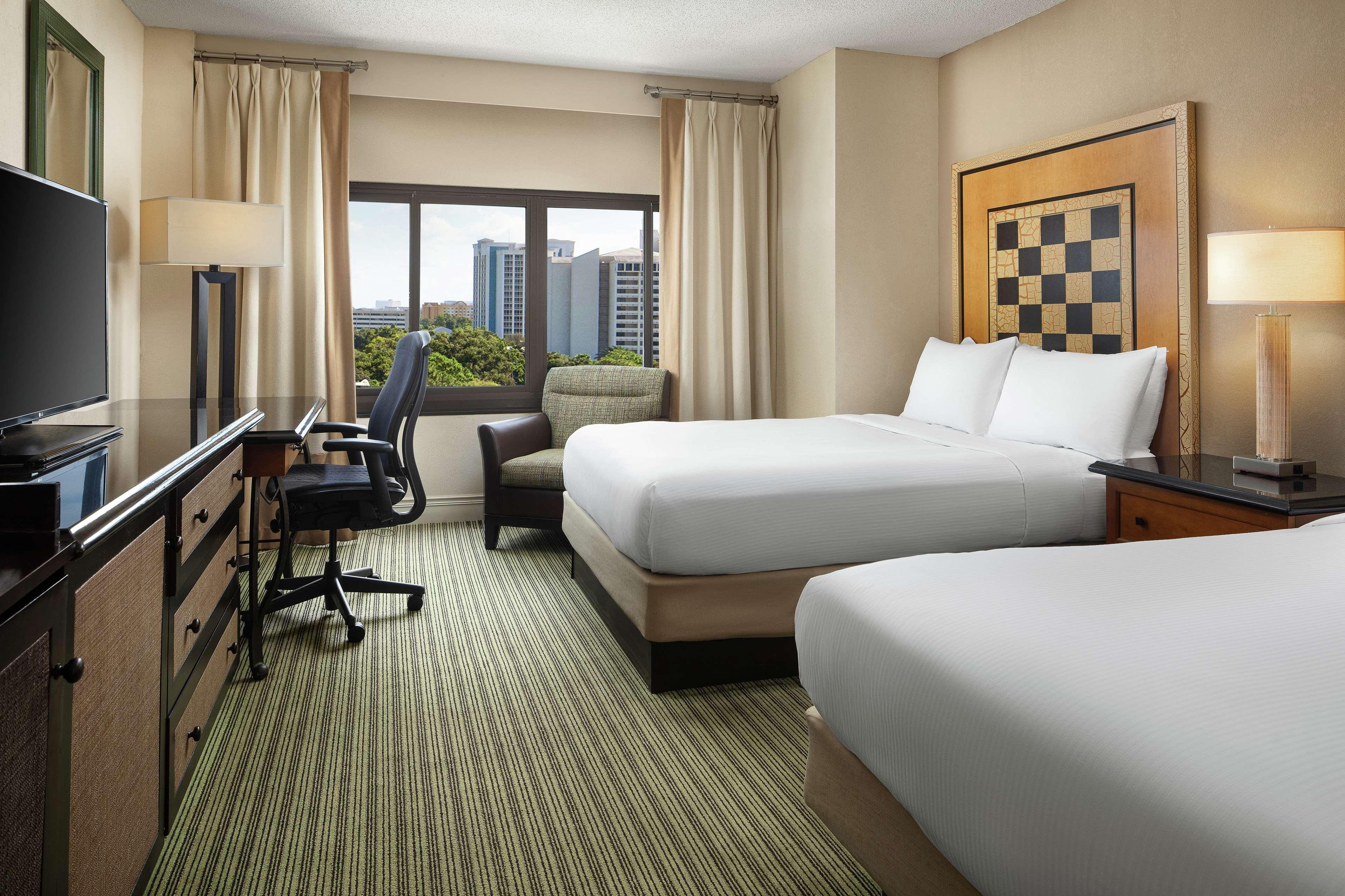 Hilton Orlando Lake Buena Vista - Disney Springs™ Area Екстериор снимка